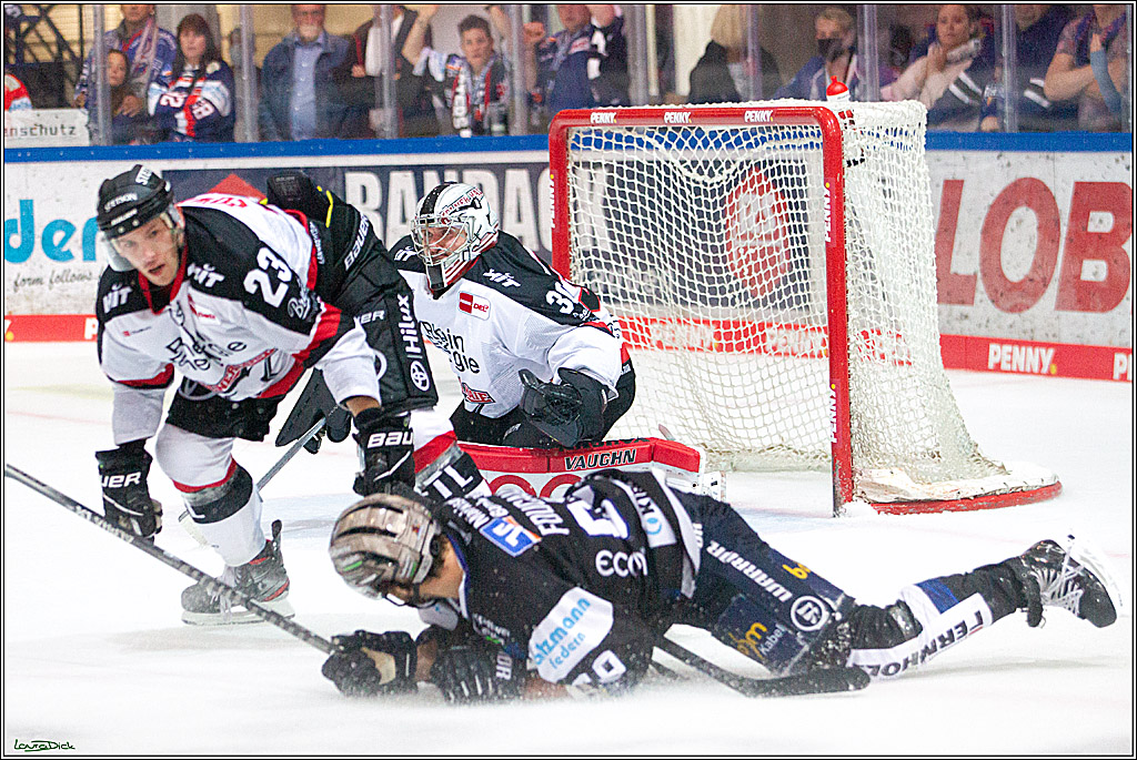 PENNY DEL;  Koelner Haie - Iserlohn Roosters; Koeln, 26.09.2021